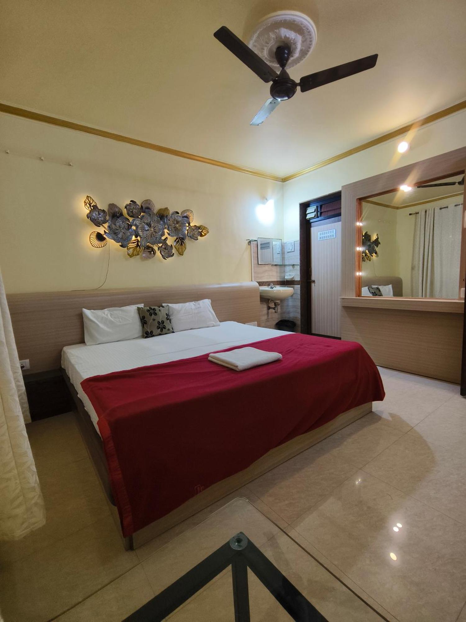 Shraddha Hospitality Apartment Calangute